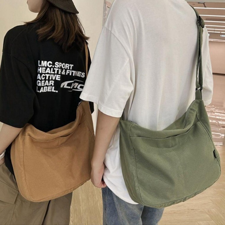 กระเป๋าสะพายข้างผ้าแคนวาสทรง eco bag สไตล์มินิมอล ใช้ได้ทั้งชายและหญิง