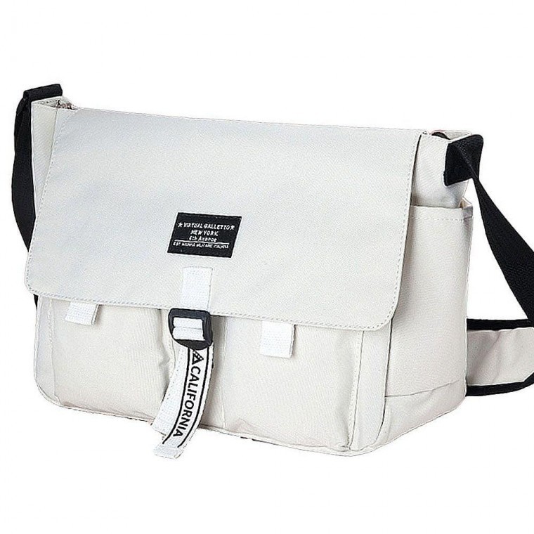 กระเป๋าสะพายข้าง messenger bag สไตล์นักเรียนลำลองยอดฮิต กระเป๋าสะพายไหล่ กระเป๋าเสริม