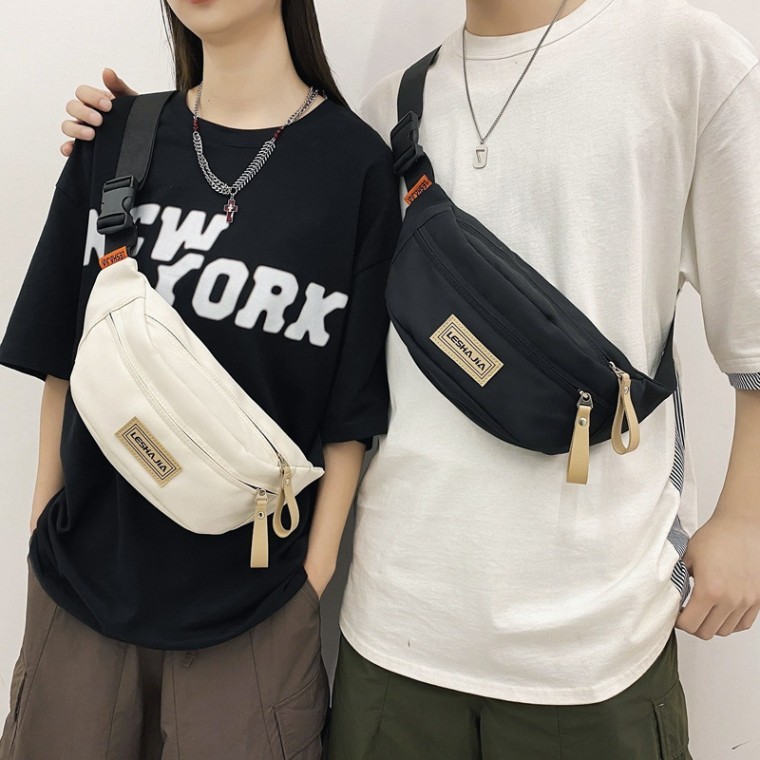 กระเป๋าคาดเอวเรียบง่ายแต่งแพทช์ ELG-212