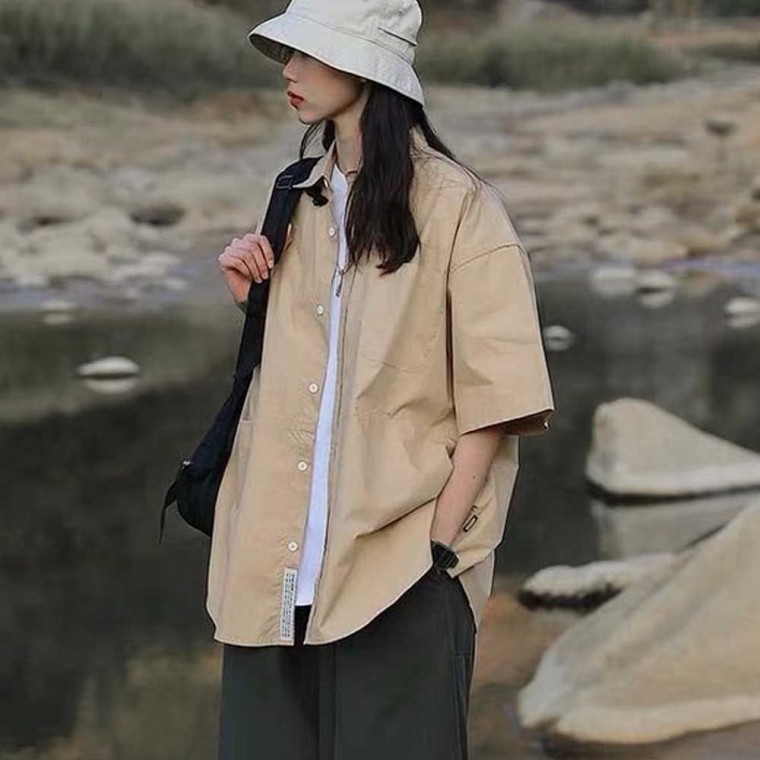 เสื้อเชิ้ตแขนสั้นผู้หญิงทรงโอเวอร์ไซส์/ทรงหลวม สำหรับใส่ทุกวันในฤดูร้อน