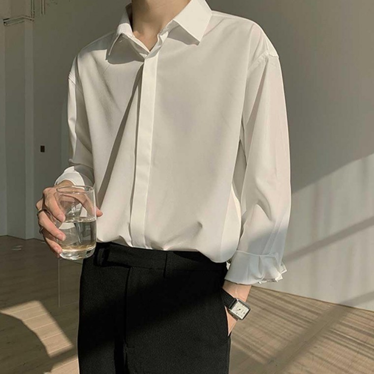 เสื้อเชิ้ตคอปกสีขาวสำหรับพนักงานออฟฟิศ ใส่ได้ทุกวัน