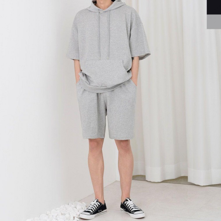 เซ็ตไซส์ใหญ่สำหรับผู้ชาย (เสื้อฮู้ดแขนสั้น + กางเกง 4 ส่วน)