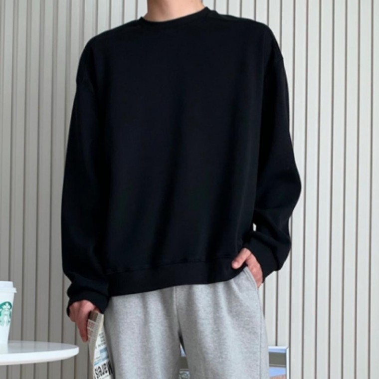 เสื้อสเวตเชิ้ตแขนยาวทรงโอเวอร์ไซส์สีพื้น (ย้อมสีพิกเมนต์) สำหรับผู้ชาย