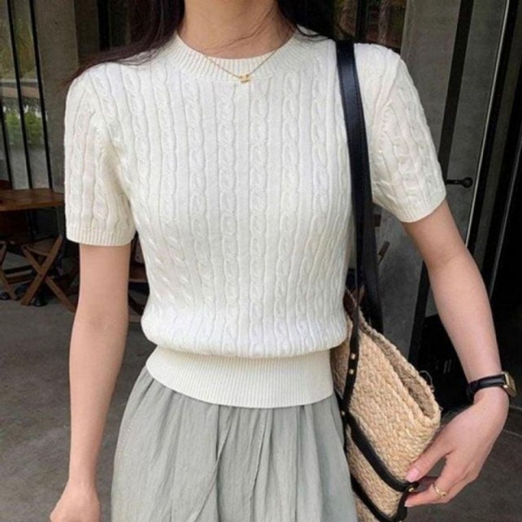 เสื้อไหมพรมแขนสั้นลายเปียยอดนิยมสำหรับผู้หญิง 1 ชิ้น สำหรับใส่ประจำวันในฤดูใบไม้ผลิ/ฤดูร้อน