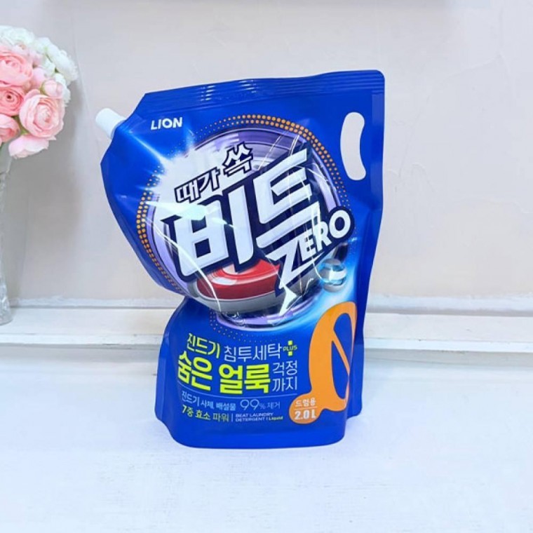 น้ำยาซักผ้าบรีส ซีโร่ สำหรับเครื่องซักผ้าฝาหน้า ชนิดเติม 2 ลิตร