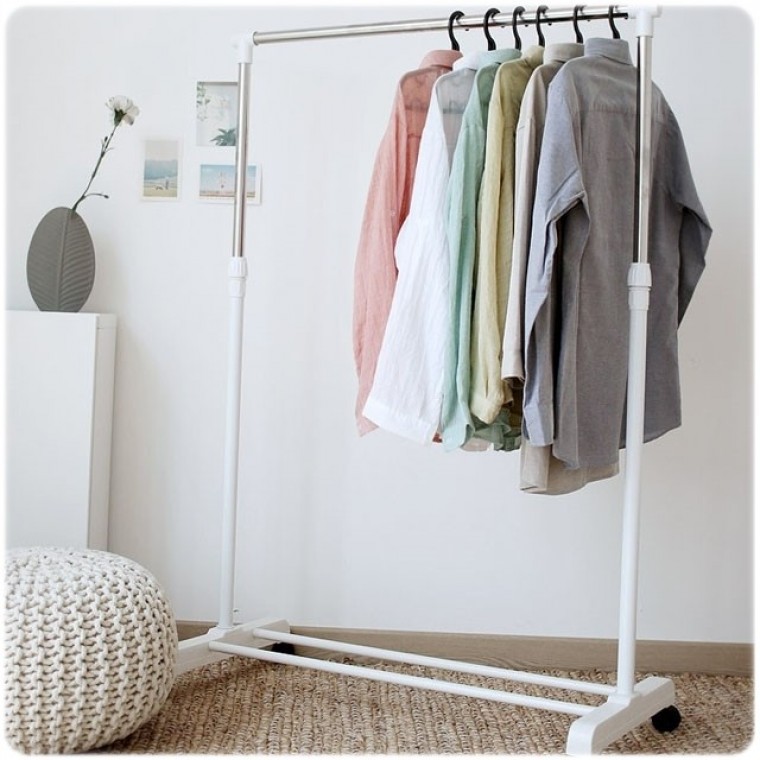 ราวแขวนเคลื่อนที่ขนาดเล็ก 900 สีขาวล้วน ราวแขวนท่อ