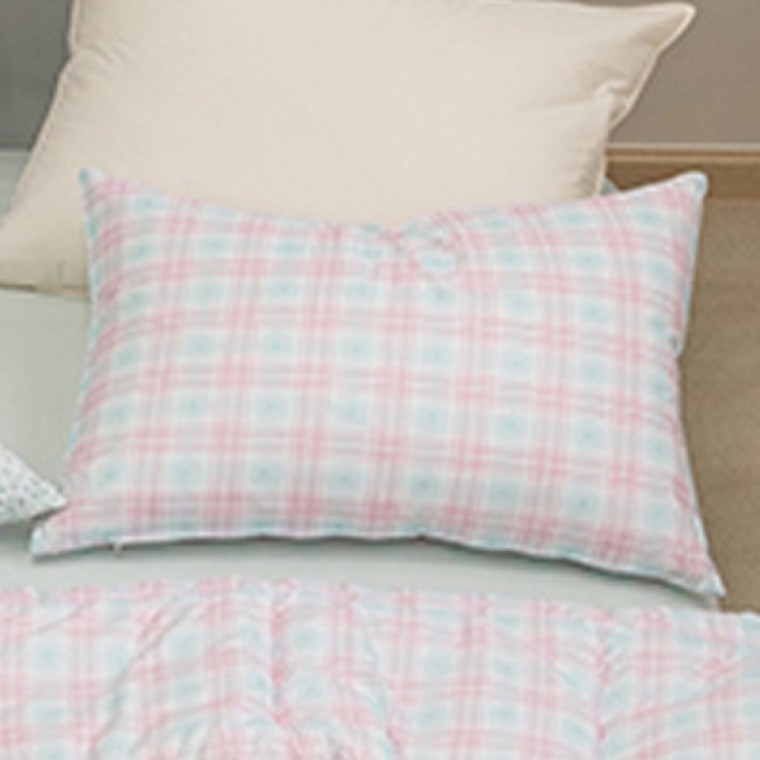 ปลอกหมอน Happy Pini Sugar Check Reversible Soft Micro 50x70 ซม. (สีมิ้นต์ชมพู) (ไม่รวมไส้หมอน)