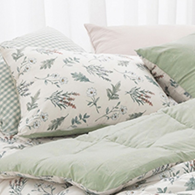 ปลอกหมอน Happy Pini Floral Soft Micro 50x70 ซม. (สีเบจ) (ไม่รวมไส้หมอน)