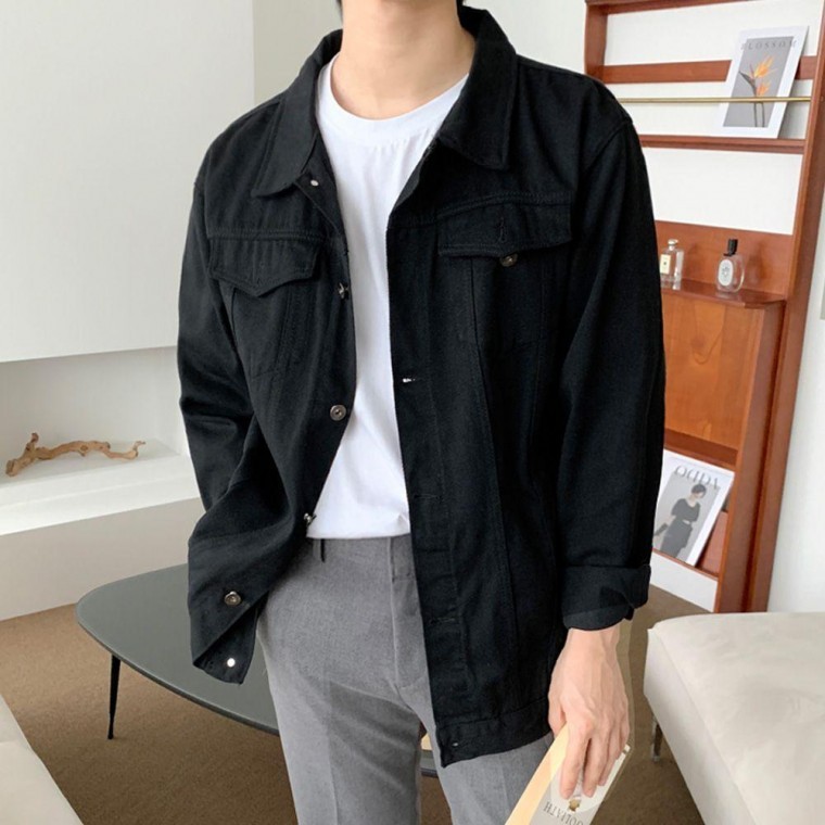 เสื้อแจ็คเก็ตยีนส์ Trucker สำหรับผู้ชาย ทรงโอเวอร์ไซส์สำหรับฤดูเปลี่ยนผ่าน เสื้อนอกสำหรับฤดูใบไม้ผลิ