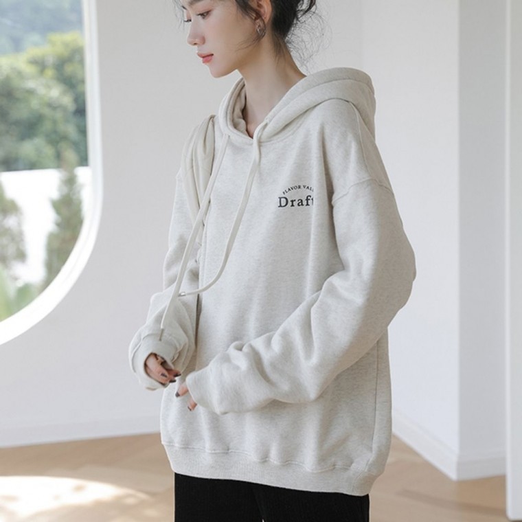 เสื้อฮู้ดเรียบง่ายสำหรับผู้หญิง เสื้อฮู้ดผ้าฟลีซแขนยาวทรงโอเวอร์ไซส์