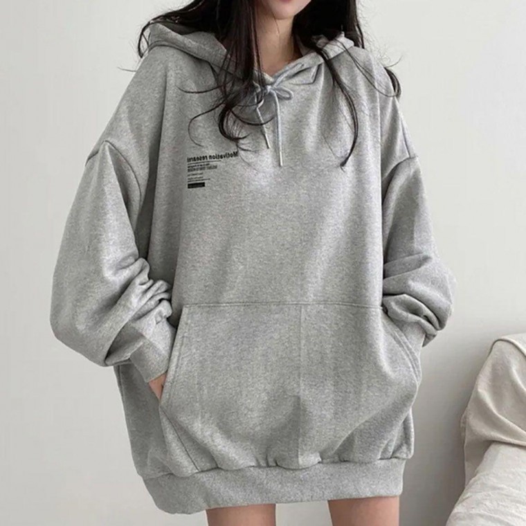 เสื้อฮู้ดพิมพ์ลายตัวอักษรสำหรับผู้หญิงวัย 20-30 สไตล์ลำลองสำหรับออกนอกบ้าน ผ้าฟลีซสำหรับฤดูใบไม้ร่วง ใส่ได้ทั้งชายและหญิง