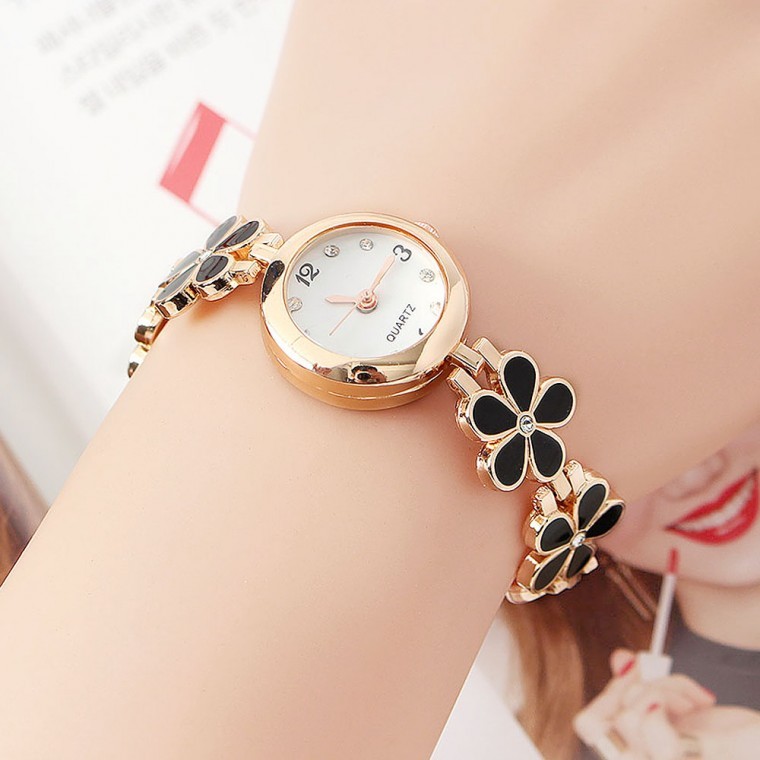 นาฬิกาข้อมือผู้หญิง Romantic Flower สายโลหะ