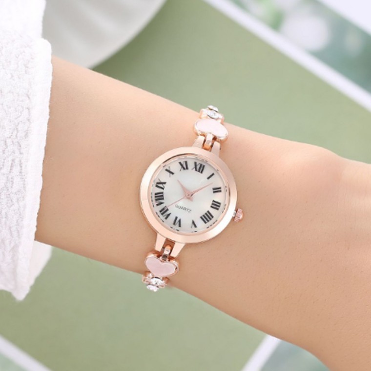 นาฬิกาข้อมือผู้หญิง Heart Slide (Rose Gold) สายโลหะ