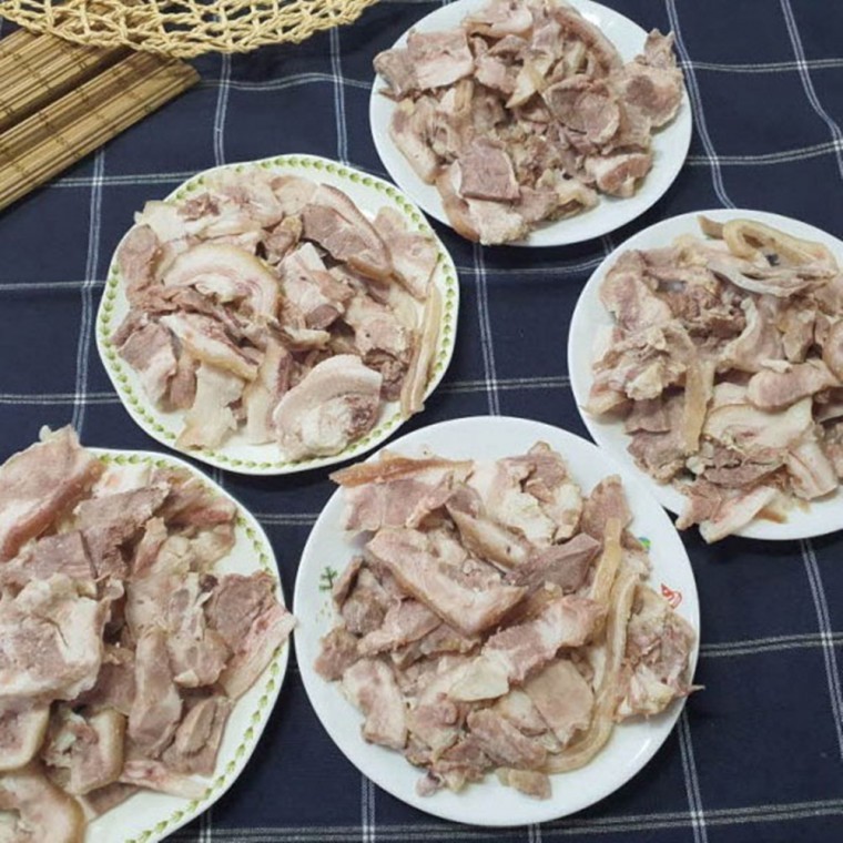 VDD หมูสไลด์เกาหลีต้ม 10 ที่ x 1 แพ็ค