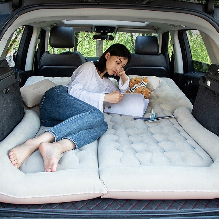 ที่นอนเป่าลมสำหรับรถยนต์ SUV RV แบบ 3-in-1 สำหรับการตั้งแคมป์ในรถยนต์