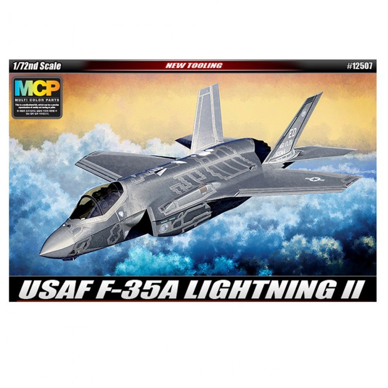 Academy Plastic Model 1:72 F-35A US Air Force Lightning II (12507) (ชุดคิทหลากสี MCP)
