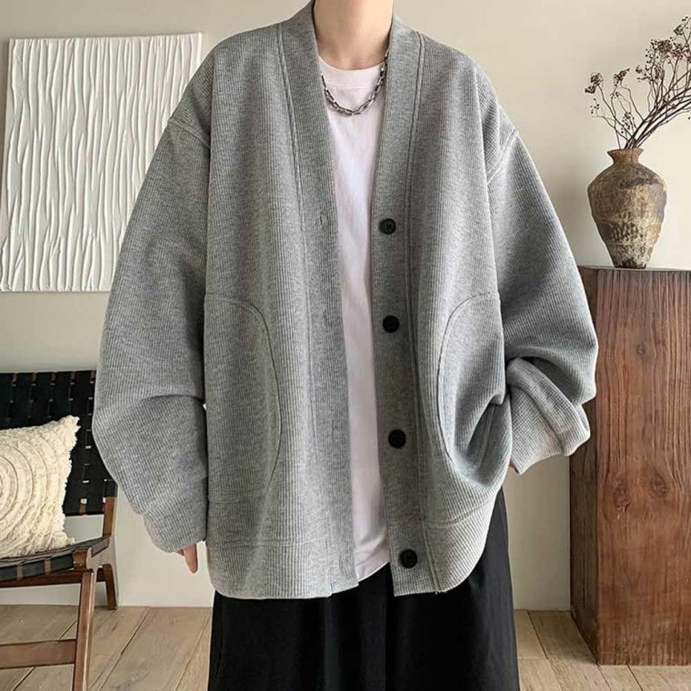 เสื้อคาร์ดิแกนคอวีทรงโอเวอร์ไซส์สำหรับผู้ชาย