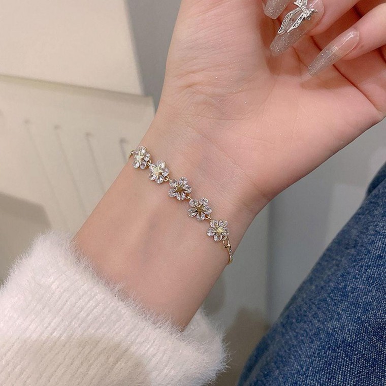 สร้อยข้อมือแฟชั่นนักเรียน สแตนเลสสตีล พลอยเทียม เครื่องประดับมิตรภาพ สำหรับผู้หญิง
