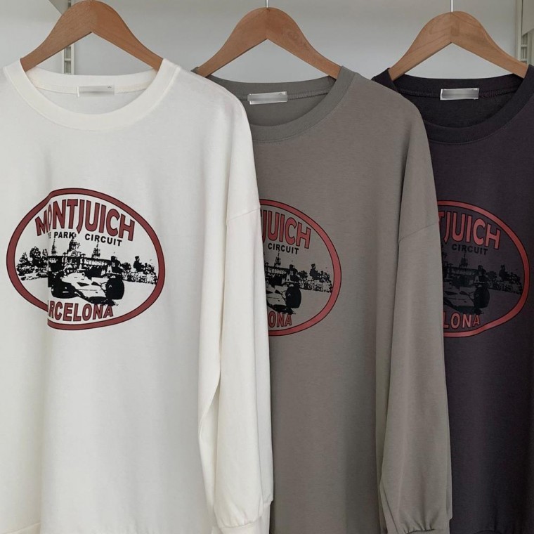 HL] เสื้อยืดแขนยาวทรงหลวมมีดีไซน์สำหรับผู้หญิงไซส์ใหญ่