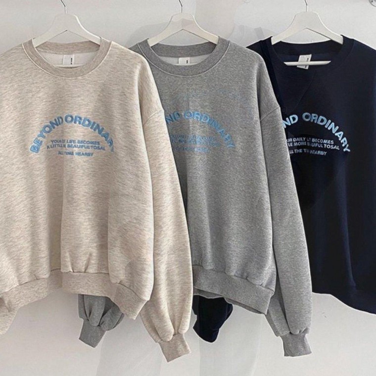 HL] เสื้อยืดแขนยาวแขนพองปักลาย B สำหรับผู้หญิงไซส์ใหญ่